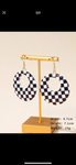 Round drop earrings